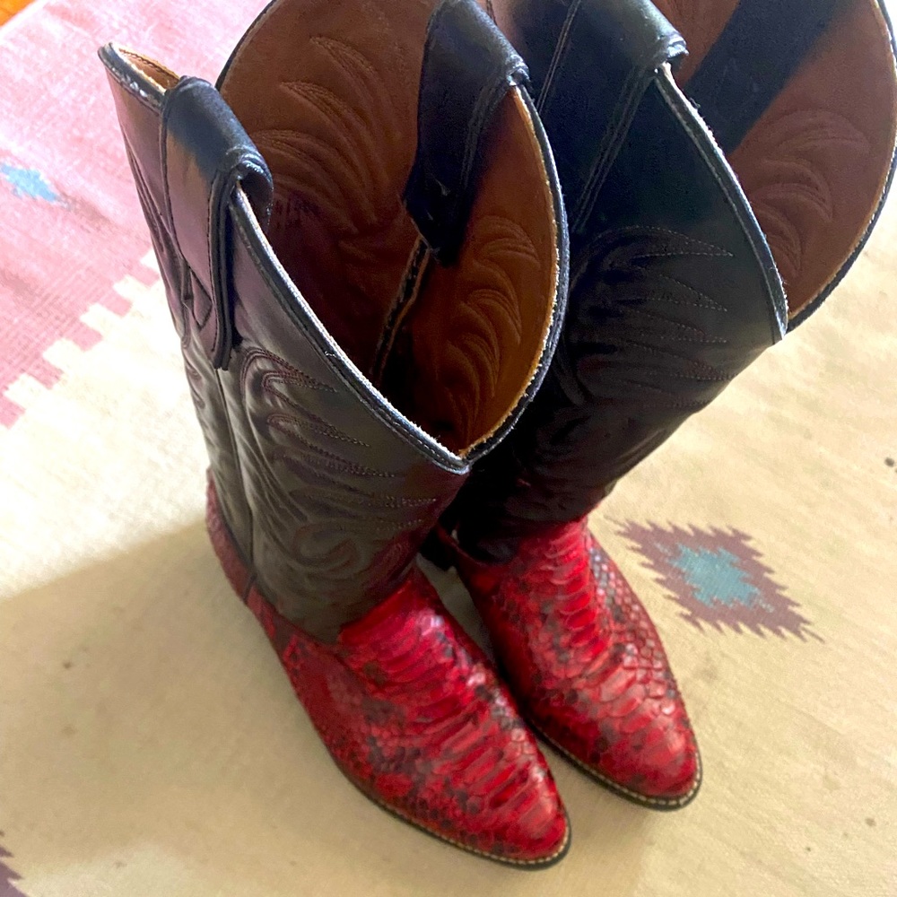 Cowboy Boots - Picture 2 of 4